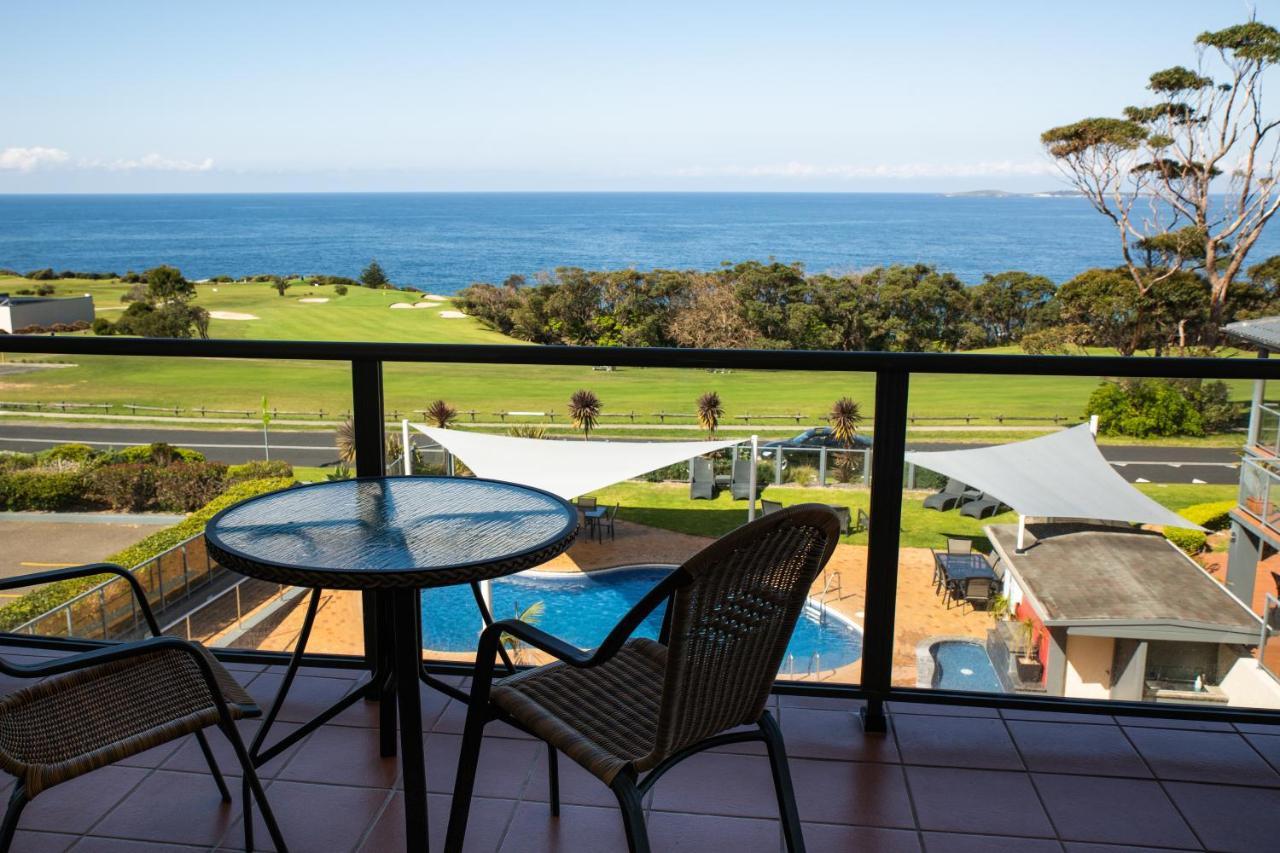 Amooran Oceanside Apartments And Motel Narooma Exterior photo